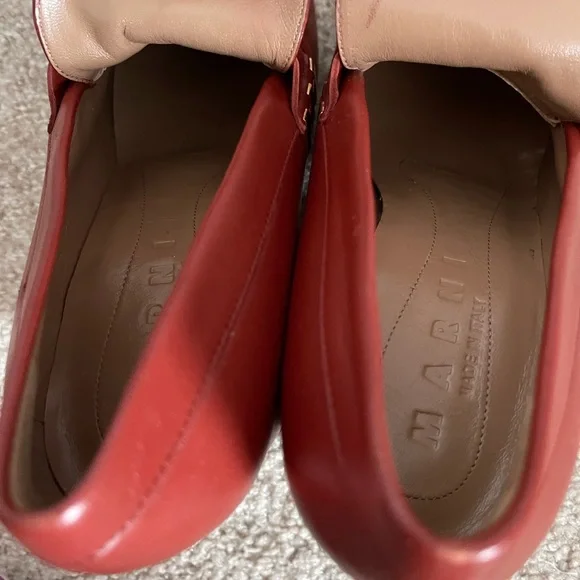 Marni Dark Red / Brown and Gold Shoes with Decorative Metal Rings - Picture 5 of 8